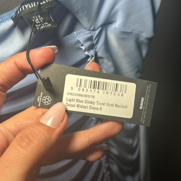 Prettylittlething blue dress - Picture 4 of 4